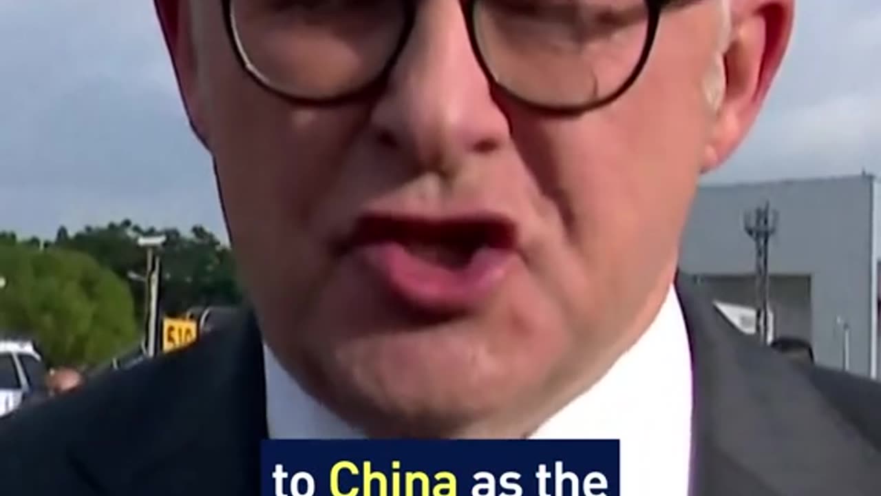 The Beggars flock together...😎🤣