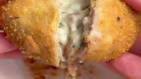 Chicken Crockett stuffed with mushroom and cheese