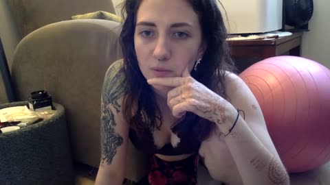 Rowan Gannon: i hope my computer works this time lol _ let's chat.