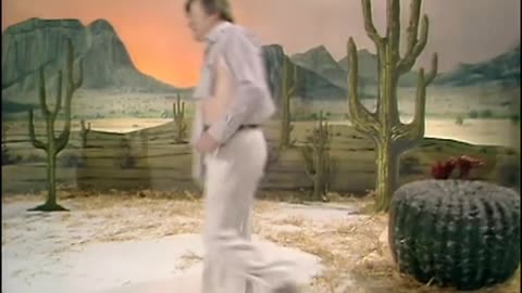 CLASSIC TELEVISION. " THE BENNY HILL SHOW "