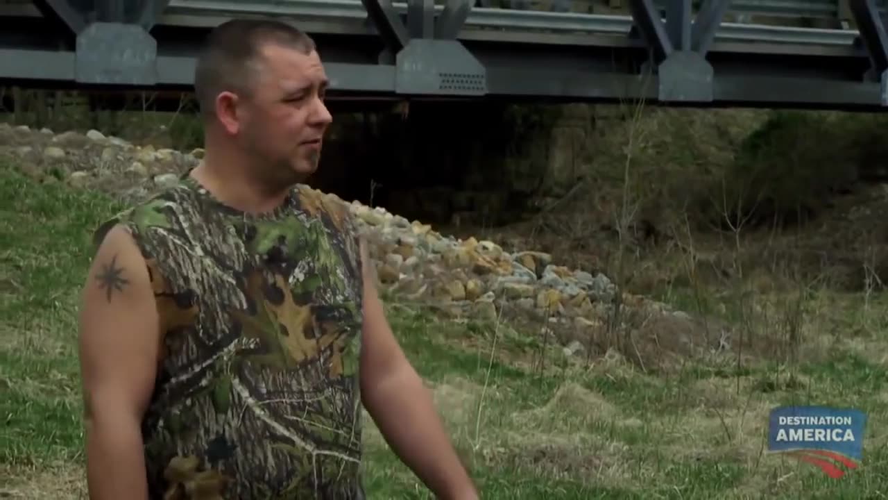 MOUNTAIN MONSTERS - THE NAKED MOONWALKER