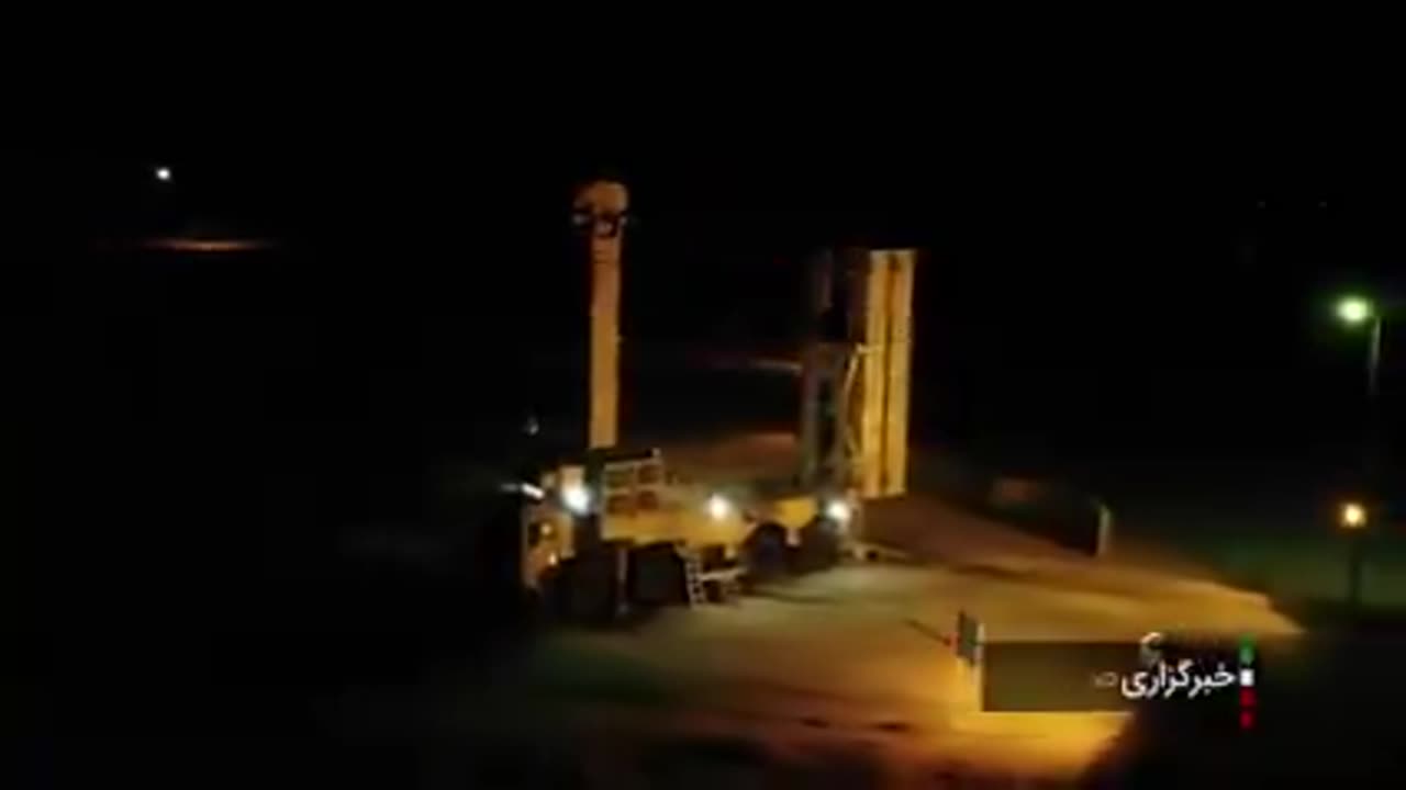 Iran has unveiled a new weapon: Bavar-373 hits targets at 300 kilometers
