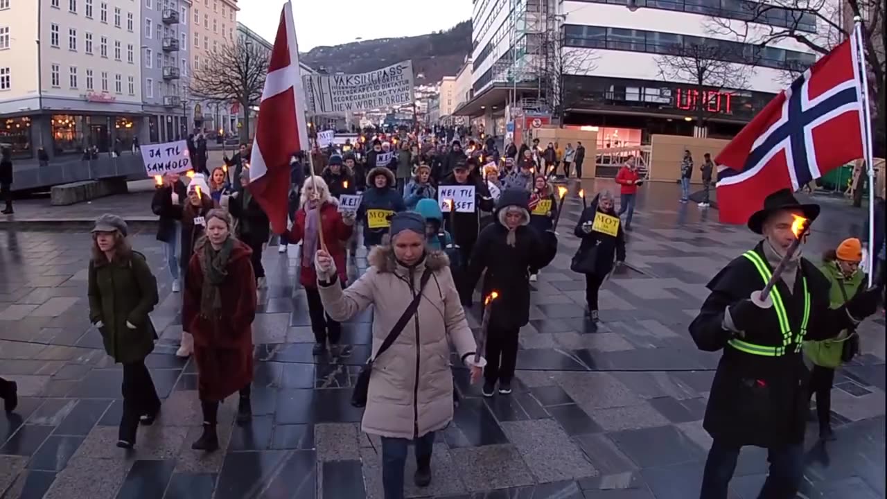 Demo med Sascha og Det Skandaløse Orkester