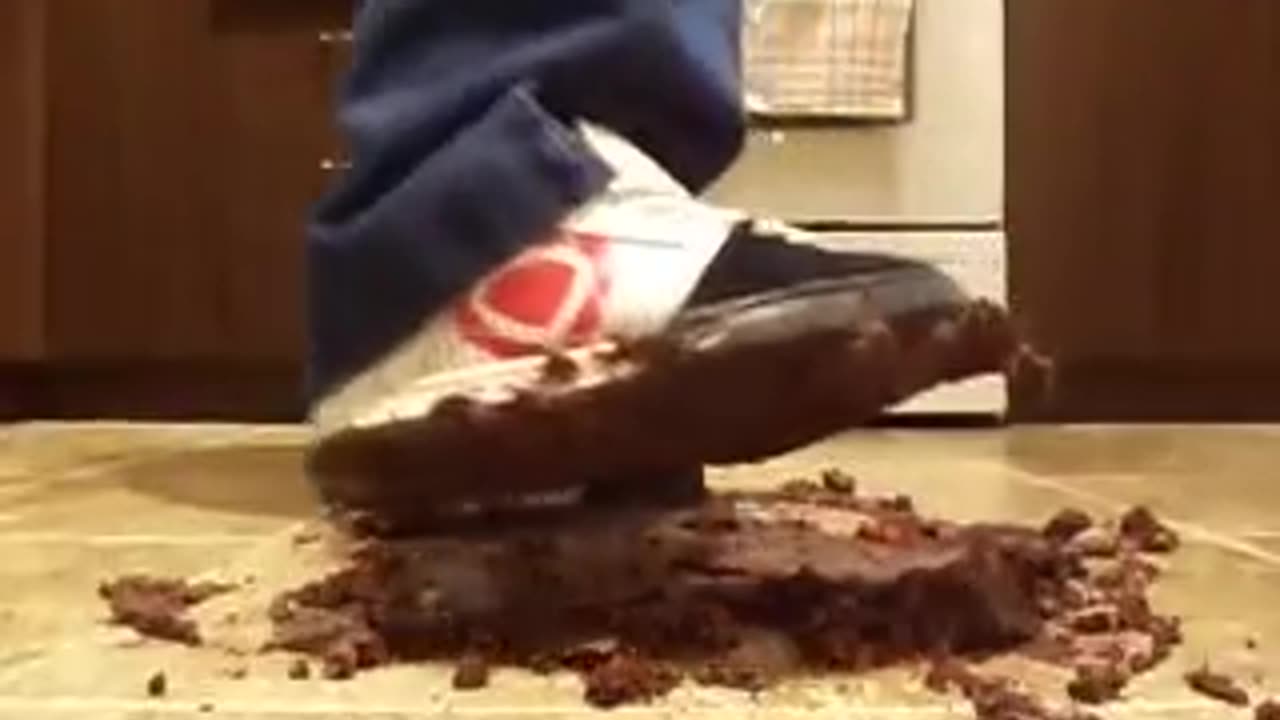 Circa CX 205 Stomp Cake - Male Content