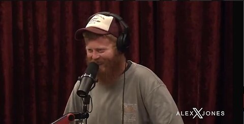 Country Star Oliver Anthony Tells Joe Rogan... Meeting Alex Jones Is on His Bucket List