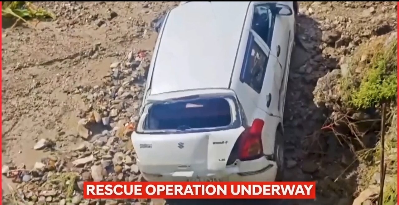 Jammu and Kashmir mai hua LandSlide Rescue Operation kiya