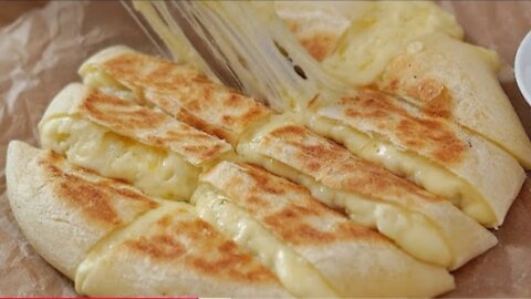 Cheese potato bread baked in frying pan | no oven, no eggs, no yeast 🥰💕🔥