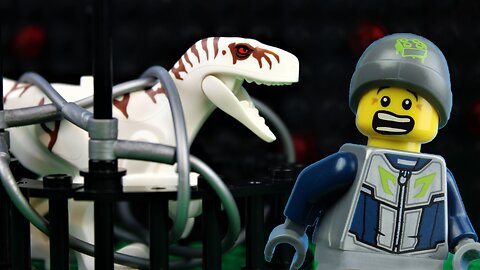 Lego Jurassic World Stop Motion | Atrociraptor Rescue! | Reptibian Bricks