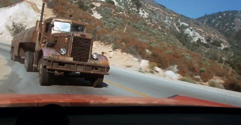 Duel- Dennis Weaver-1971 IMDB 7.6/10