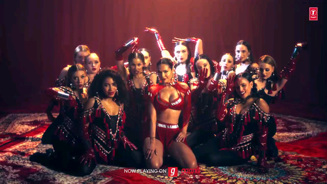 MANIAC (official video) YO YO HONEY SINGH / Esha Gupta/ Glory/ Bhushan Kumar