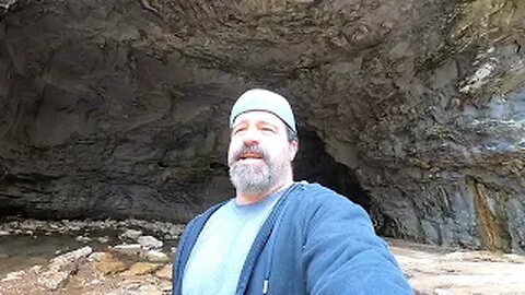 Natural Bridge loop trail Carter Caves Kentucky