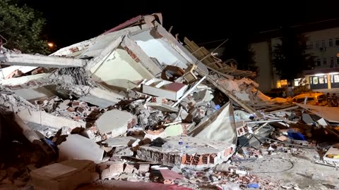 Magnitude 6.1 quake strikes northwestern Turkey, at least one killed