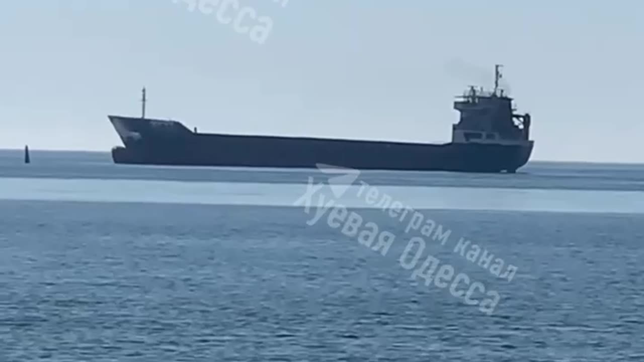 💣⚠️ Sea mines are floating off the coast of Odesa.