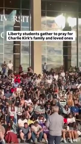 Jjack - Liberty University’s student body gathered in prayer for Charlie Kirk and his family.