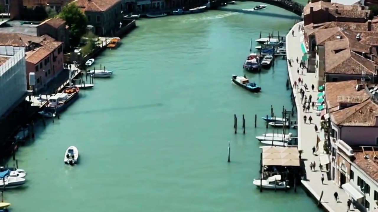 Hidden Gem Near Venice — Murano 💙