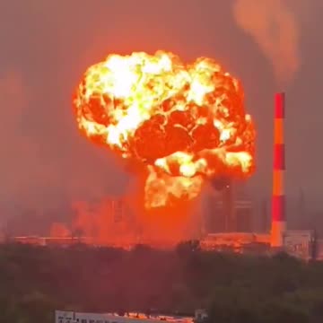 Ukrainian Drone Hits Oil Refinery Near Samara in Novokuybyshevsk — Fuel Detonation Follows