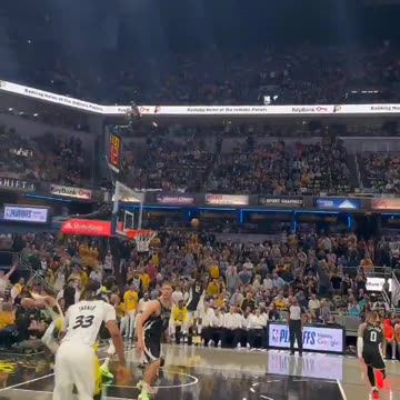 Indiana Pacers - Aaron Nesmith gets the friendly roll on the corner three 🔥