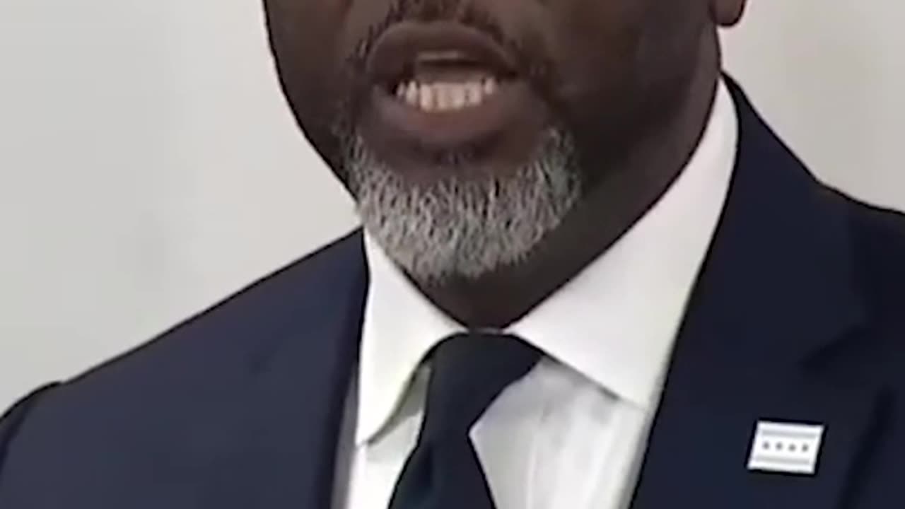 Illinois Governor's Community 'Peacekeeper' Charged With MURDER - VERTICAL