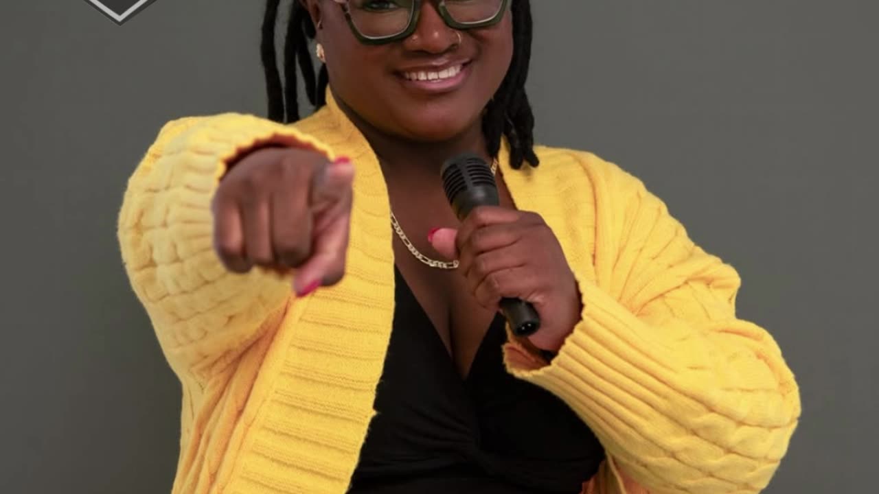 How Skydiving Got @stefunny_denise Into Comedy
