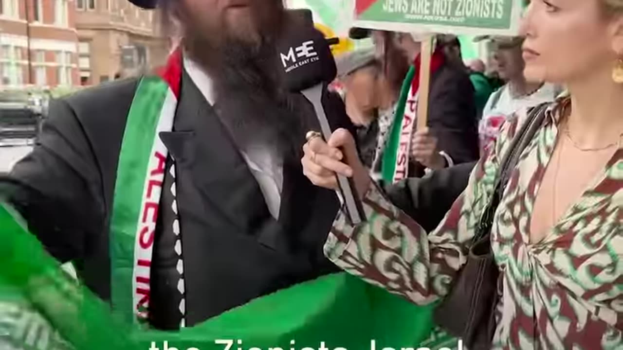 Jews condemning the Zionist attack on #Iran, Jews are for peace;