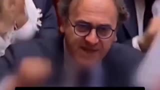 Angelo Bonelli daje premier Meloni nauczkę za jej hipokryzję wobec Palestyny