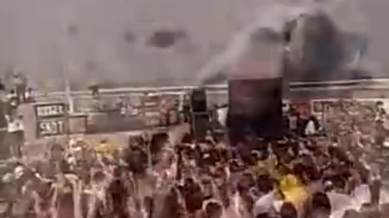 BLINK 182 - LIVE MTV SPRING BREAK 1999 CANCUN MX HD`