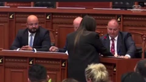 Sara Mila nuk di as se si te votoje