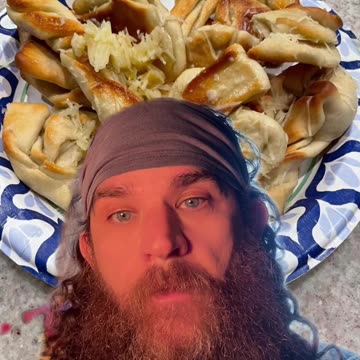 Kitchen sink, kitchen #Kitchen #KitchenSink #GarlicParmesan #Leftovers #TadpoleTriplett