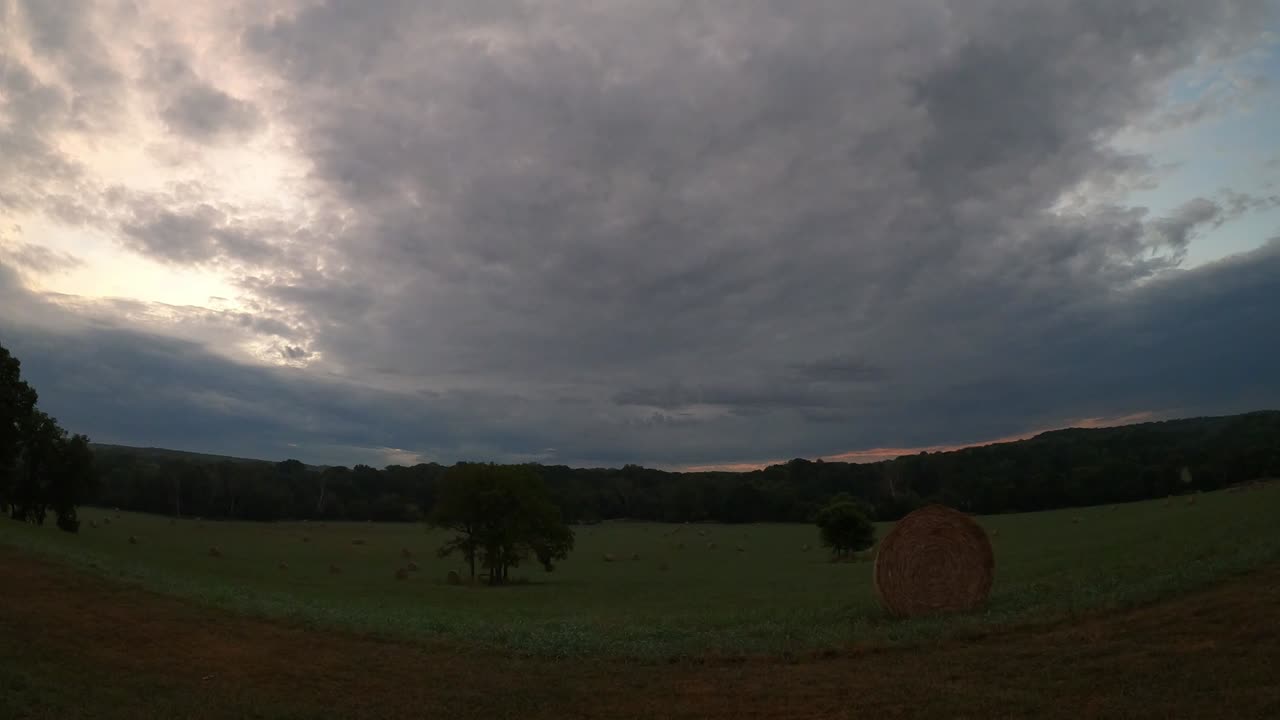 Sun ☀ Rise 8 12 25 68f/20c