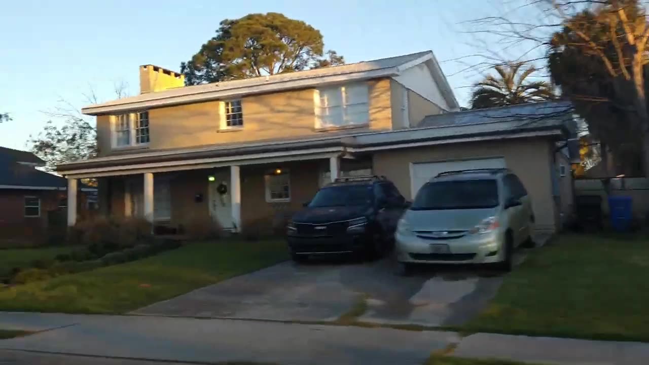 New Orleans Drivethrough Lakefront Gentilly and Lakeviw