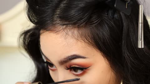SLAY FALL WARM HONEY MAKEUP