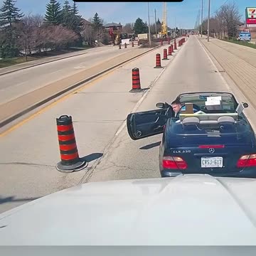 Man cuts off semi truck, and has road rage when trucker uses air horn. dashcam