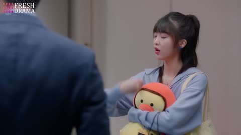 【Full】The CEO allergic to women and single for 30 years, but falls for an intern at first sight!