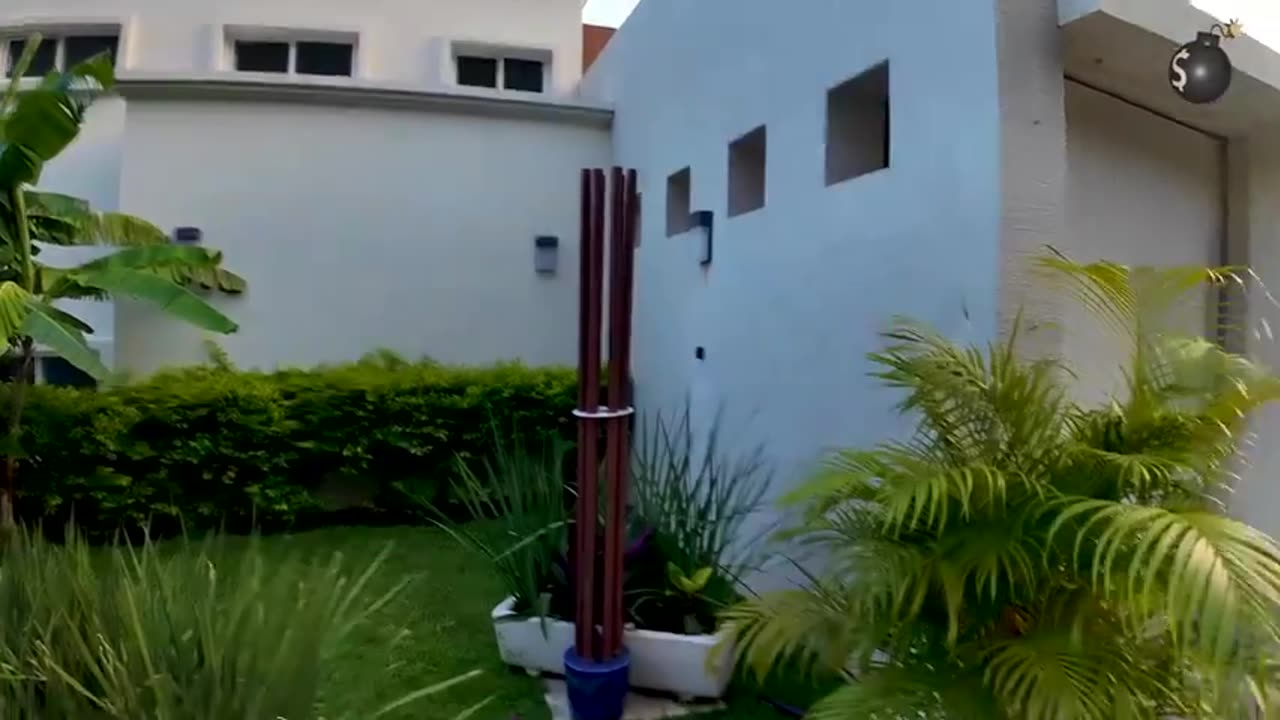 EPSTEIN'S ISLAND: Shut Down and Gaslit While Distracting with MLK Files and Obama Arrest Psyop