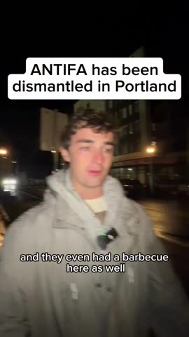 Not a single person outside the ICE Portland facility after police RAID