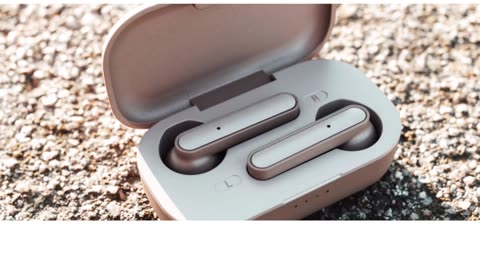 Seamless Global Communication with Translator Earbuds