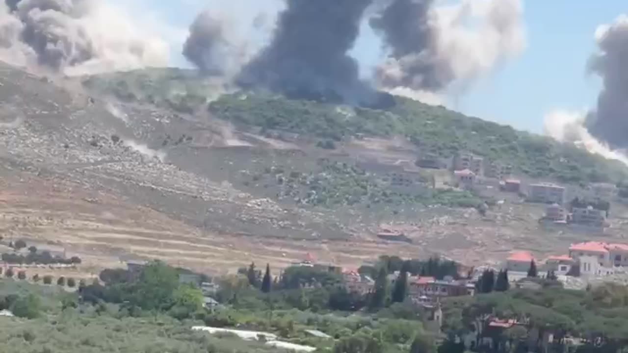 Lebanese media reports a wave of Israeli airstrikes in the Nabatieh area of southern Lebanon.