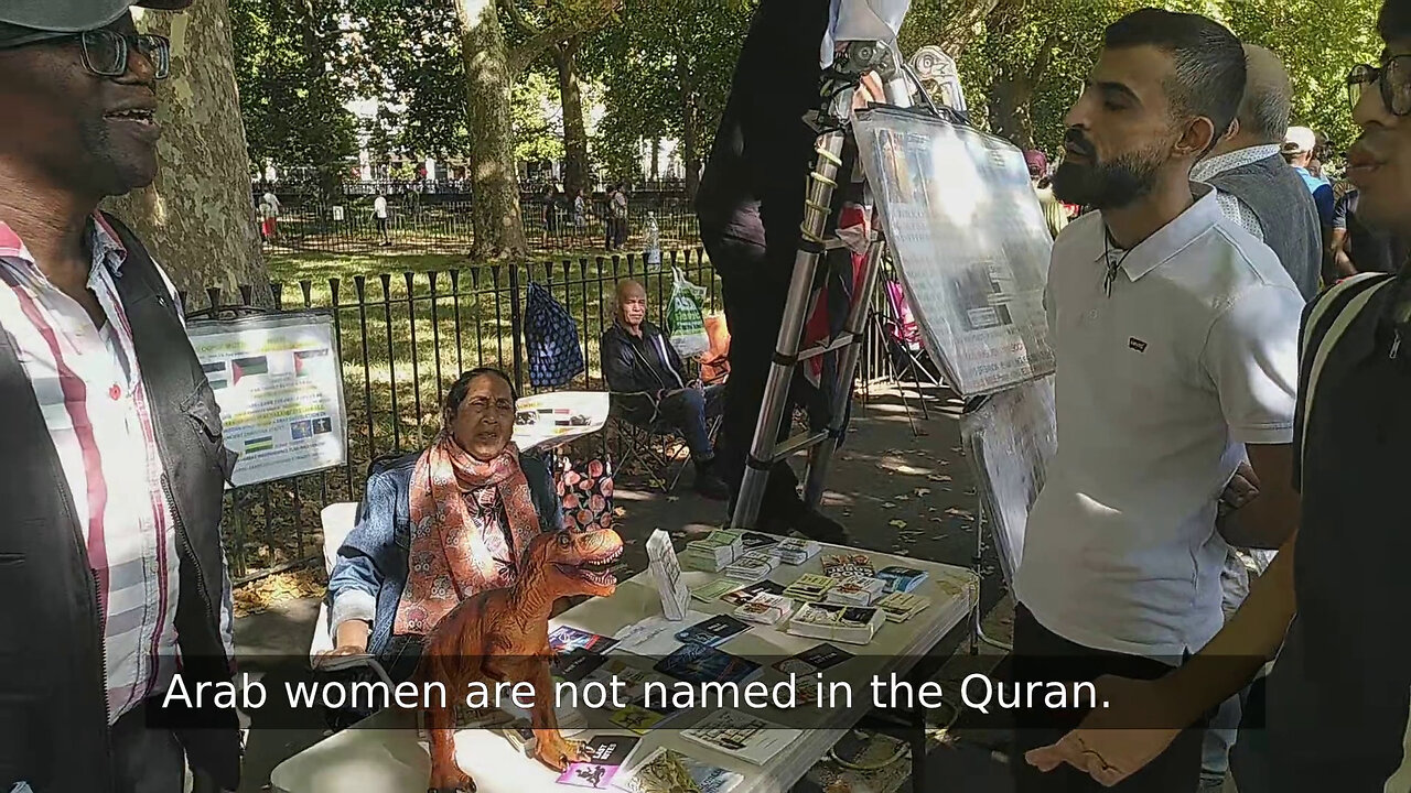 Allah Does Not Like Women In The Quran - Muslims Trying To Help Out Allah At Speakers Corner