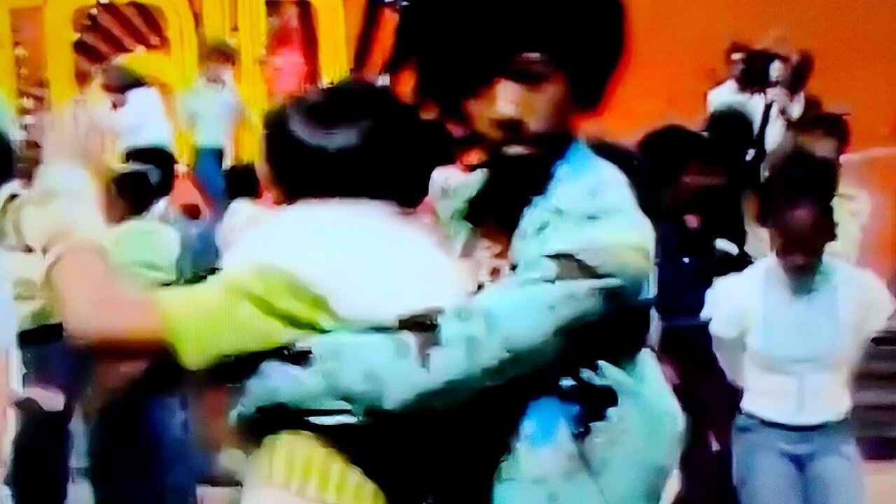 Soul Train Dancers 1973 Payback (James Brown)