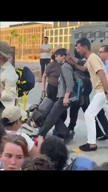 Egyptians carrying away left wing protestors. Liberals learn Islam doesn't tolerate the left