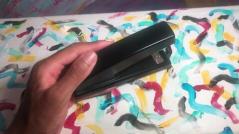 Amazon Basics Stapler STILL WORKING REVIEW