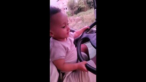 اصغر سائق في العالم 😱 The youngest driver in the world