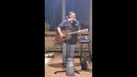 Johnny Kiser, "Broken Window Serenade" (cover)