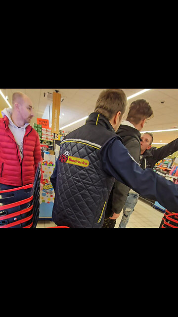 Awantura w Biedronce [Rumble Short]