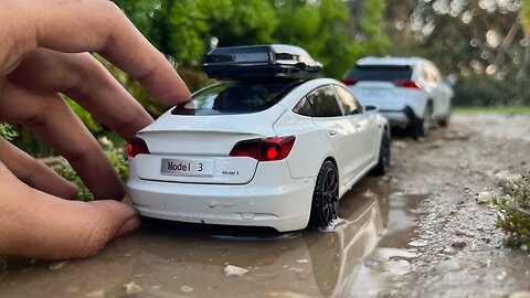 Mini Tesla Model 3 Offroad Test RAV4 Diecast Model Car Unboxing1
