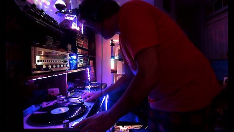 LIVE FROM FLORIDA--The Reeno Show (12/19/2025) (Meet Me in OUTER SPACE....)