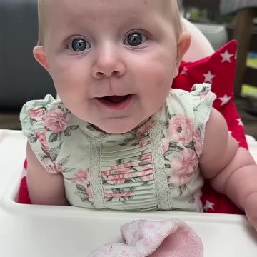 baby kayla’s adorable first attempts at talking! 💬