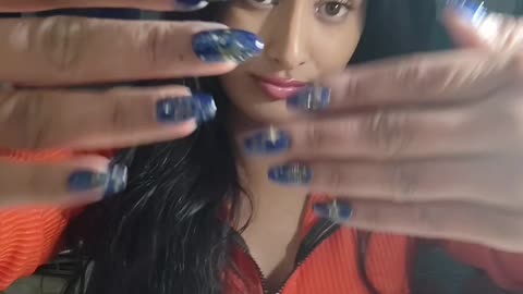 Blue nails loading...