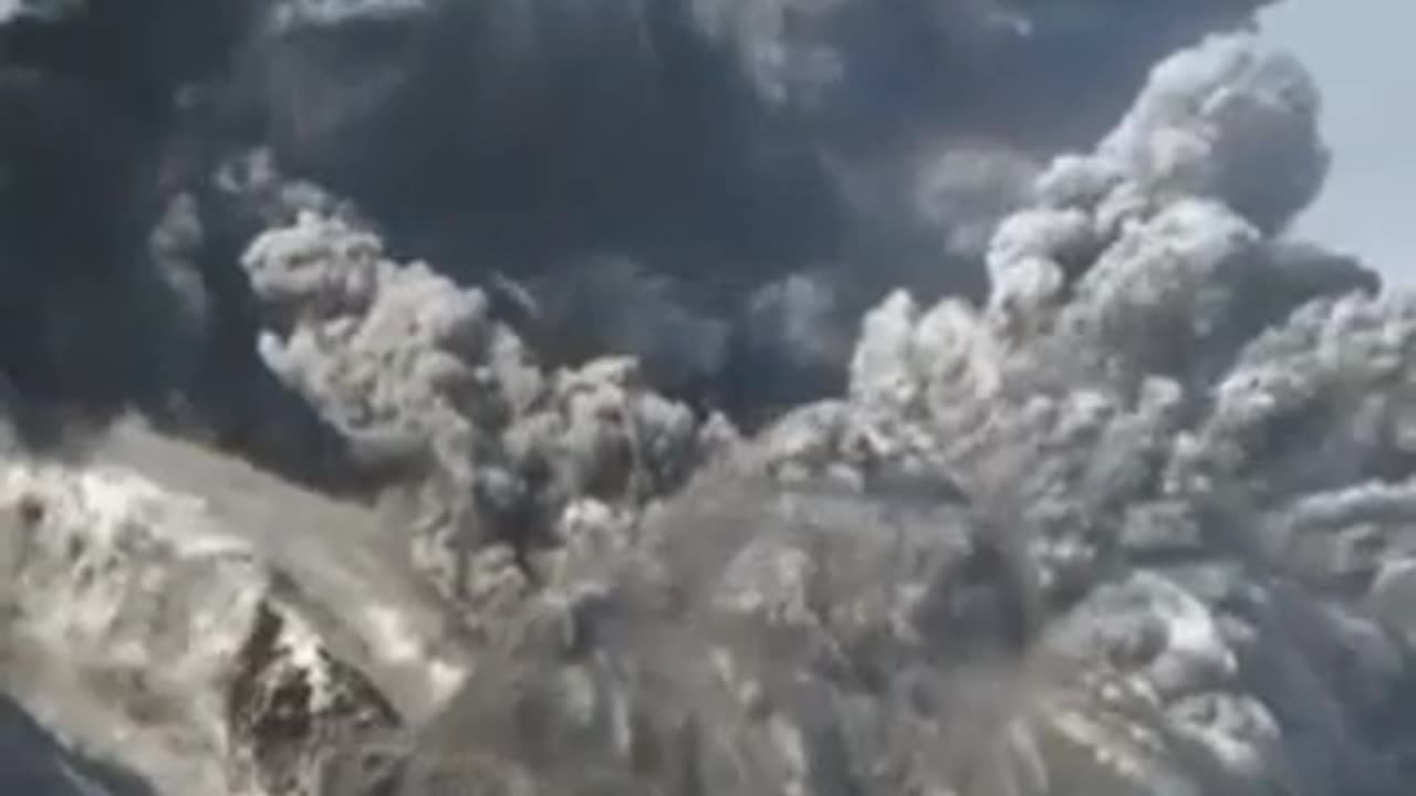 MT ST. HELENS 1980 Eruption