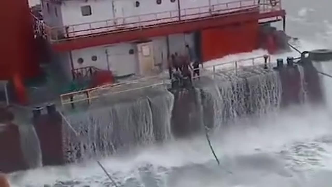 bad weather OMG northseabadweatherdeepseascarynorthwavesMustsee